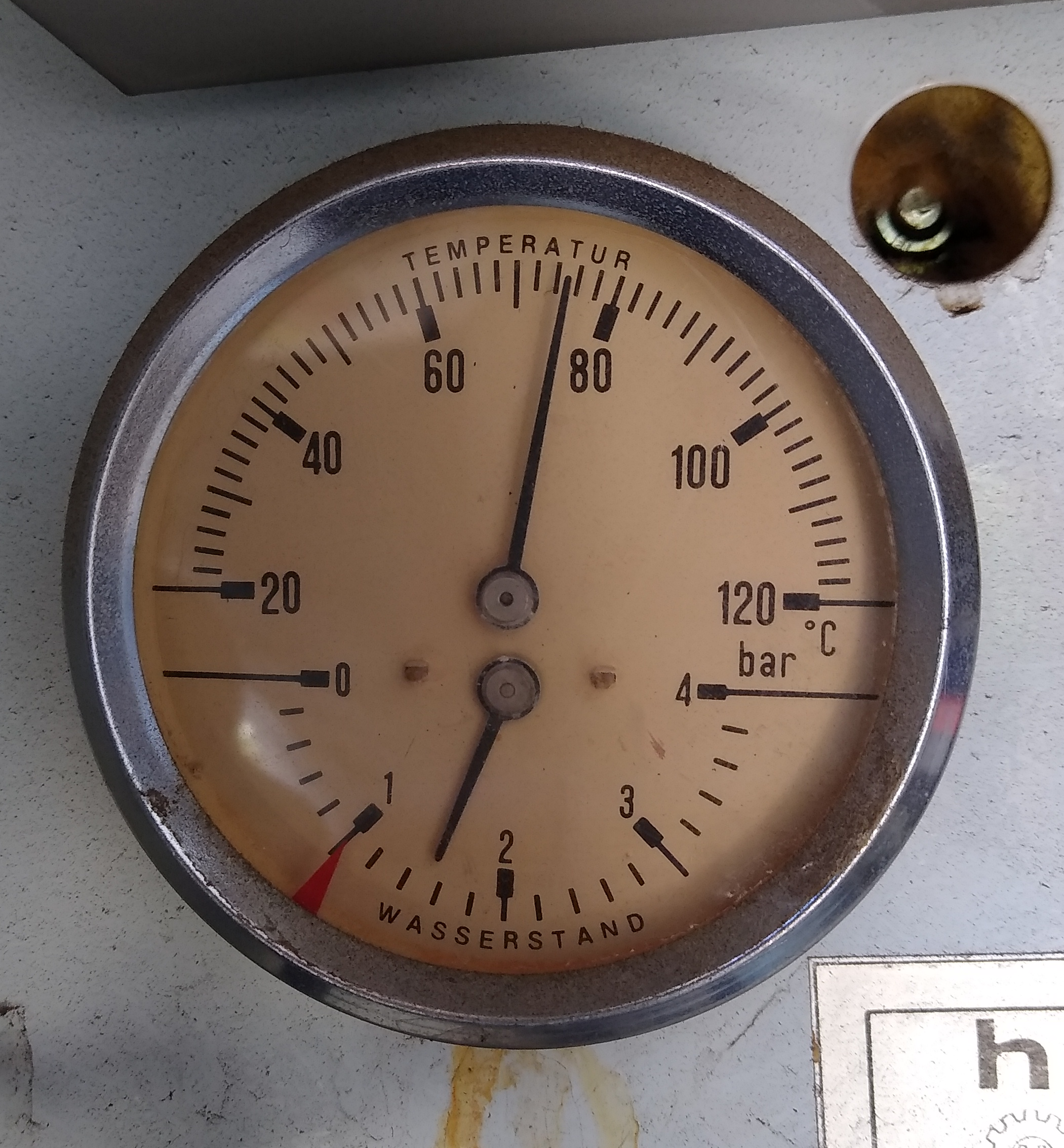 heater temperature and pressure meters